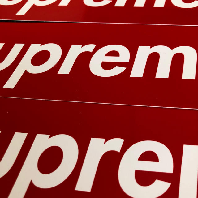 Supreme(シュプリーム)のシュプリームステッカー5枚 自動車/バイクのバイク(ステッカー)の商品写真