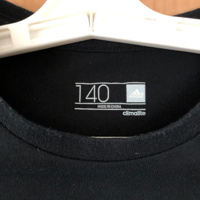 adidas(アディダス)のarico-co-ltd 様専用　adidas Tシャツ　サイズ140 キッズ/ベビー/マタニティのキッズ服男の子用(90cm~)(Tシャツ/カットソー)の商品写真
