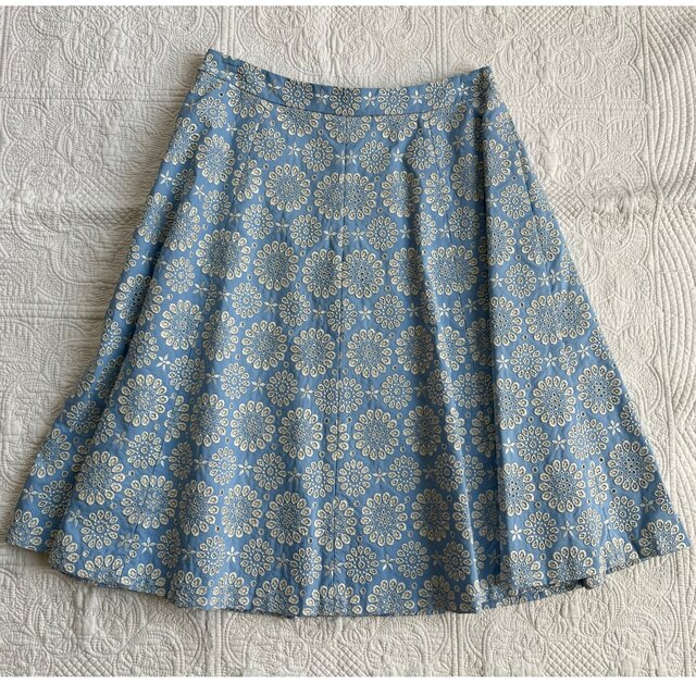 TOCCA(トッカ)のTOCCA  スカート  0  S  CORN FLOWER  刺繍  ブルー レディースのスカート(ひざ丈スカート)の商品写真
