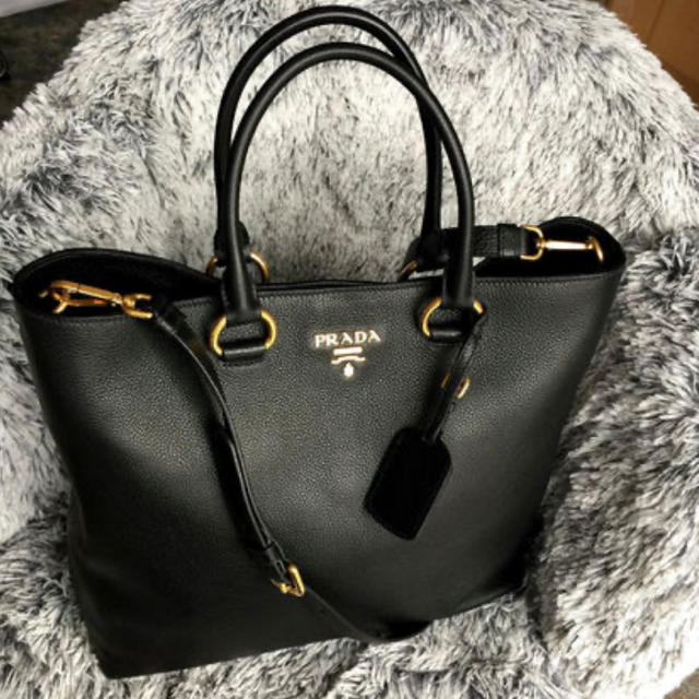 最先端 PRADA - 大人気PRADAミランダカー トートバッグ トートバッグ