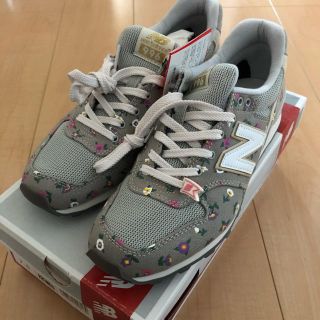 ニューバランス(New Balance)の☆新品☆ニューバランス　レディース  スニーカー  花柄　996  24.5cm(スニーカー)