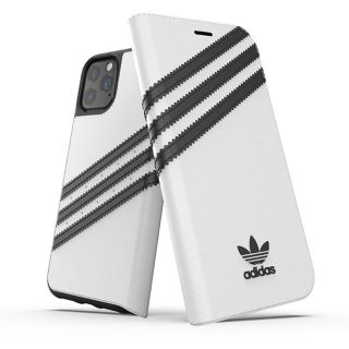 アディダス(adidas)のアディダス【iPhone11.XR 】手帳型ケース　White(iPhoneケース)