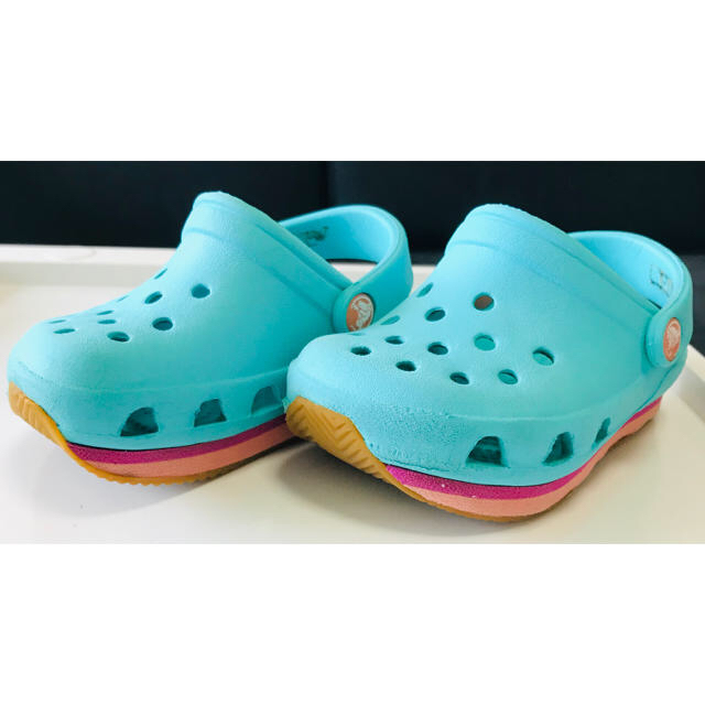 crocs(クロックス)の13cm クロックス サンダル C4/5  キッズ/ベビー/マタニティのベビー靴/シューズ(~14cm)(サンダル)の商品写真