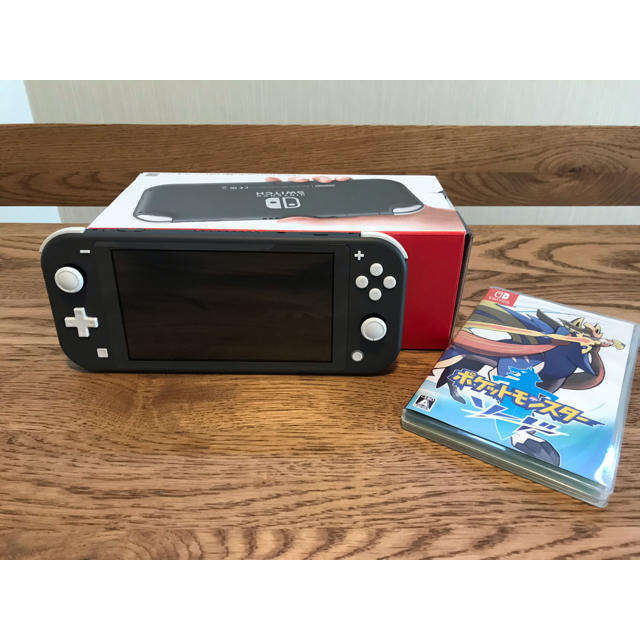 ニンテンドーSwitch Lite & ポケモンソード