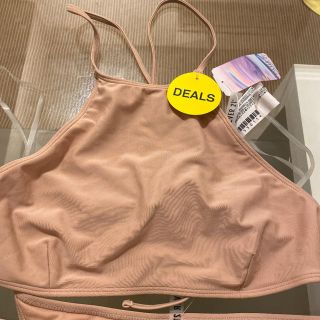 フォーエバートゥエンティーワン(FOREVER 21)のお値下げしました！セパレートベージュ水着上下セット（送料無料）(水着)