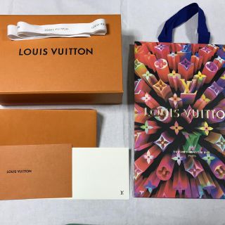 LOUIS VUITTON(ショップ袋)のフリマアイテム一覧 LOUIS VUITTON(ショップ袋)のフリマアイテム一覧
