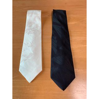 【新品未使用】冠婚葬祭　白、黒ネクタイ　2本セット(ネクタイ)