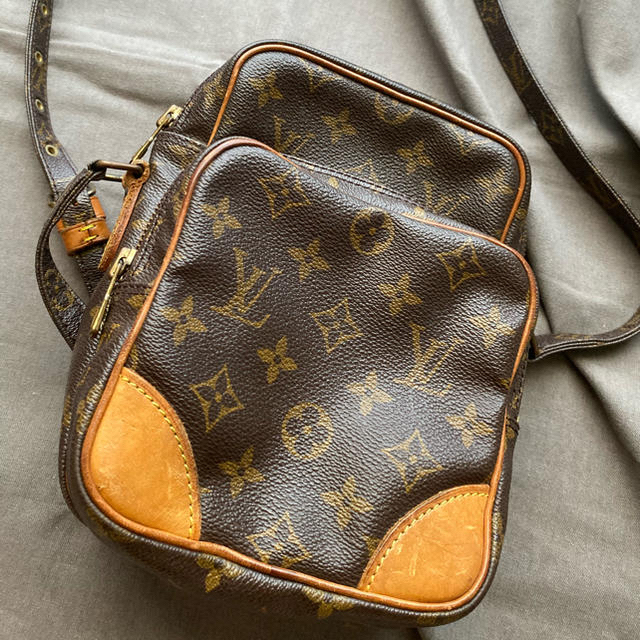 LOUIS VUITTON(ルイヴィトン)の【美品】【ヴィトン】ショルダーバッグ　アマゾン　モノグラム　お値下げしました！ レディースのバッグ(ショルダーバッグ)の商品写真