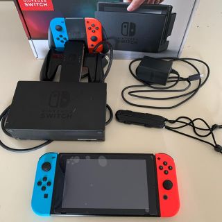 ニンテンドウ(任天堂)の「Nintendo Switch  ニンテンドー　スイッチ 本体(家庭用ゲーム機本体)