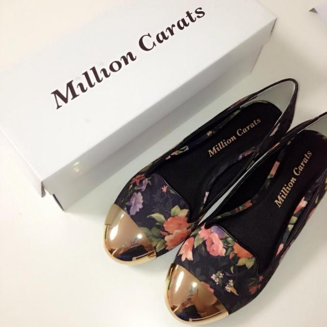 Million Carats(ミリオンカラッツ)の新品 定価16590円 ミリオンカラッツ レディースの靴/シューズ(ハイヒール/パンプス)の商品写真