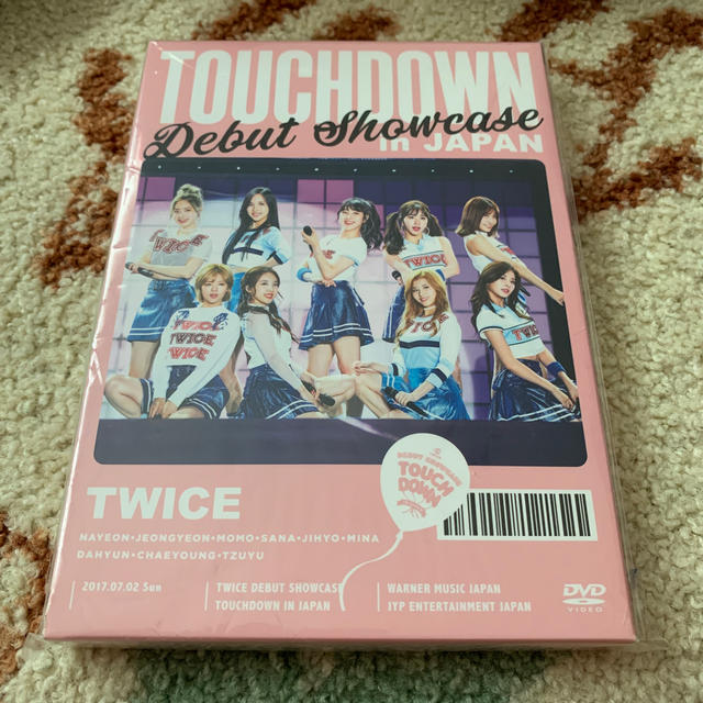 Waste(twice)(ウェストトゥワイス)のTWICE　DEBUT　SHOWCASE“Touchdown　in　JAPAN” エンタメ/ホビーのDVD/ブルーレイ(ミュージック)の商品写真