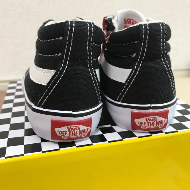 VANS(ヴァンズ)の【新品】ハイカット VANS バンズ ベビーシューズ キッズ スニーカー 靴 キッズ/ベビー/マタニティのベビー靴/シューズ(~14cm)(スニーカー)の商品写真