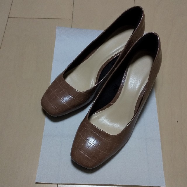 GU(ジーユー)のGU 24.5cm マシュマロスクエアパンプス PINK レディースの靴/シューズ(ハイヒール/パンプス)の商品写真