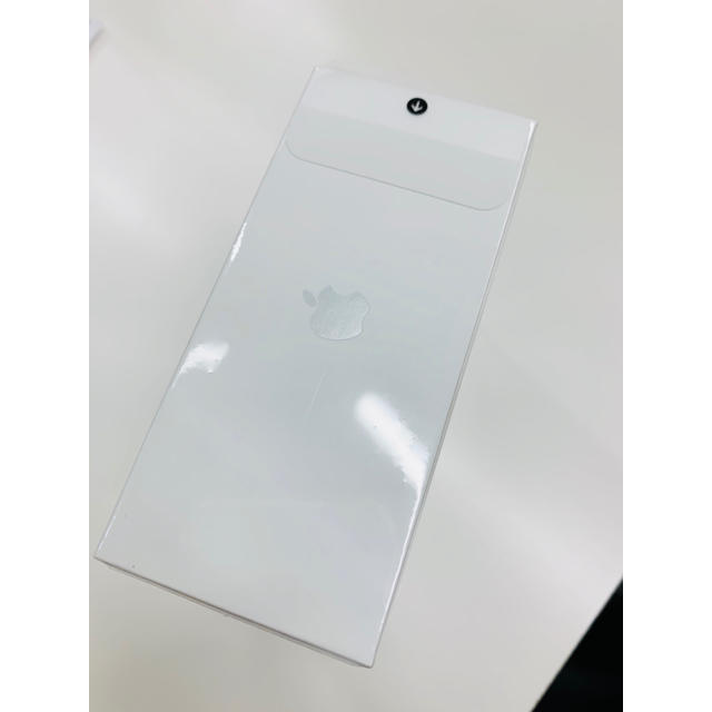 Apple(アップル)のApple  AirPods Pro MWP22J/A エアポッズ プロ スマホ/家電/カメラのオーディオ機器(ヘッドフォン/イヤフォン)の商品写真