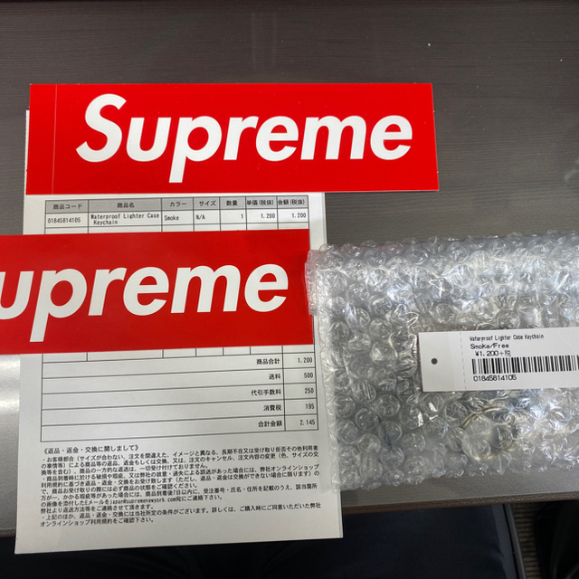 Supreme(シュプリーム)のSupreme Waterproof Lighter Case Keychain メンズのファッション小物(タバコグッズ)の商品写真