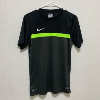 ナイキ(NIKE)のNIKE トレーニングシャツ(ウェア)