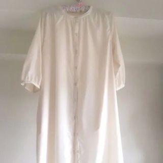 ハニーズ(HONEYS)の【送込】ボタン,ウエストリボン付き ワンピース アイボリー(ロングワンピース/マキシワンピース)