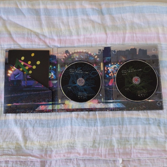 嵐(アラシ)のARASHI　君と僕の見ている風景　嵐　STADIUM　初回限定盤　 エンタメ/ホビーのDVD/ブルーレイ(ミュージック)の商品写真