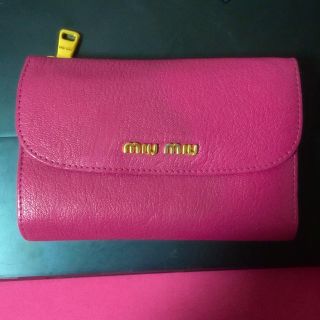 ミュウミュウ(miumiu)の正規店購入♡カード有(財布)