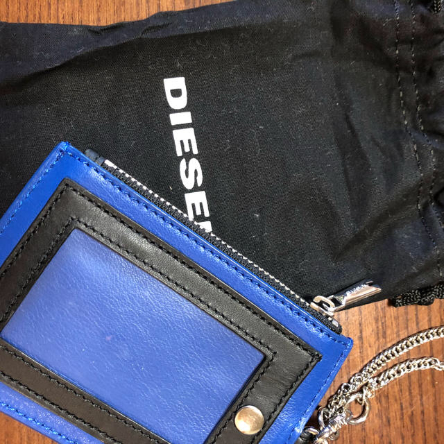 DIESEL(ディーゼル)のdiesel パスケース レディースのファッション小物(名刺入れ/定期入れ)の商品写真