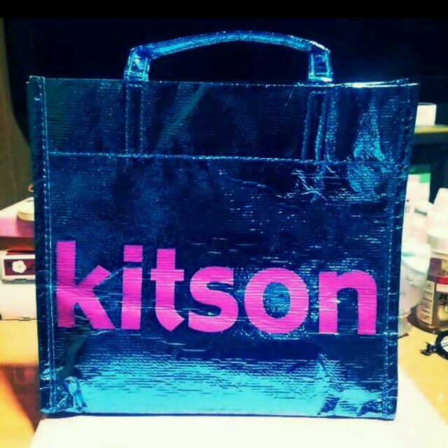 KITSON(キットソン)のキットソン ミニバッグ レディースのバッグ(ハンドバッグ)の商品写真