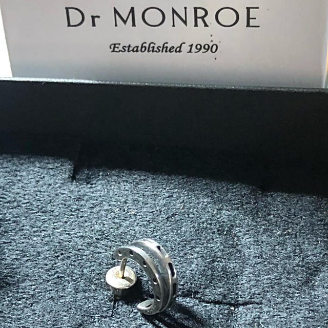 Dr.MONROE(ドクターモンロー)のDr.MONROE  ピアス　1p 片耳用 ドクターモンロー シルバー925 メンズのアクセサリー(ピアス(片耳用))の商品写真