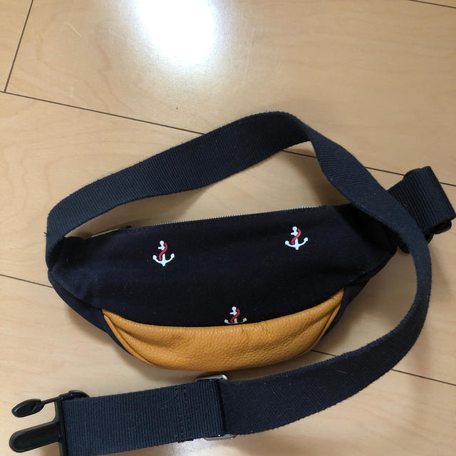 TOMMY HILFIGER(トミーヒルフィガー)のTommy  ウエストポーチ  ボディバッグ メンズのバッグ(ウエストポーチ)の商品写真