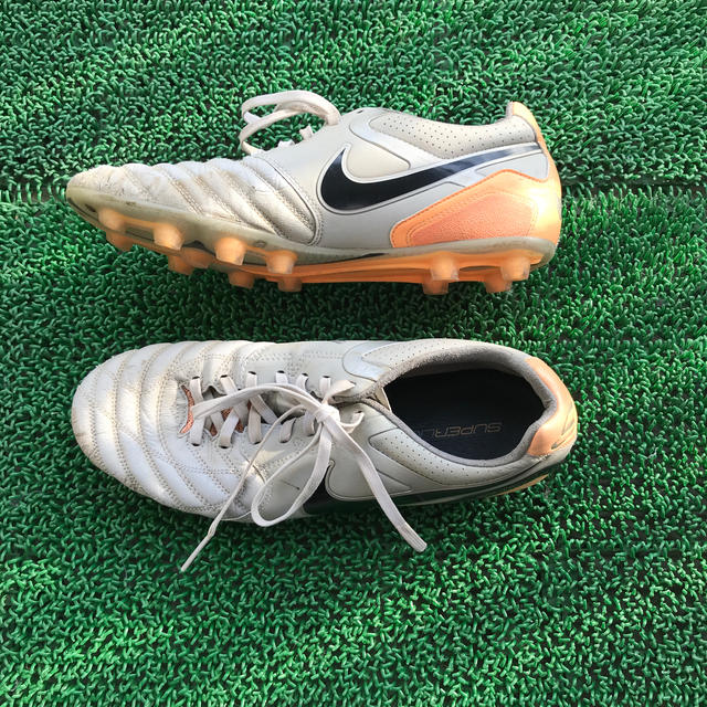 サッカースパイクNIKE 26cm お買い得！！