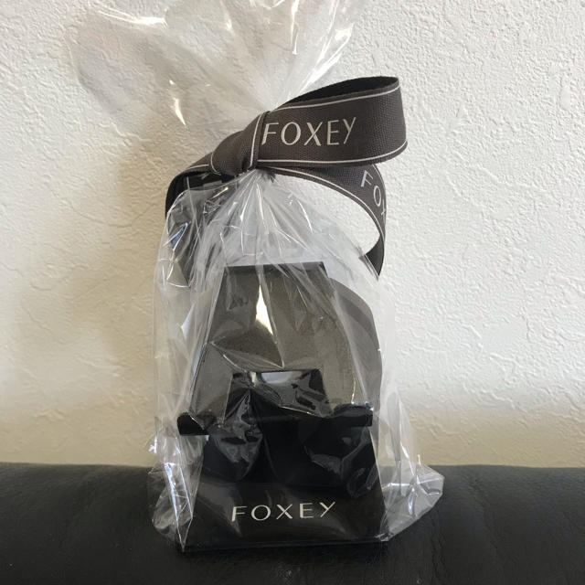 FOXEY(フォクシー)のFOXEY スマホスタンド スマホ/家電/カメラのスマホアクセサリー(その他)の商品写真