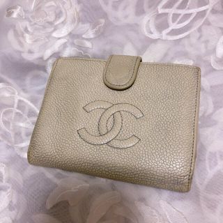 シャネル(CHANEL)のCHANEL キャビアスキン 二つ折り財布 (財布)