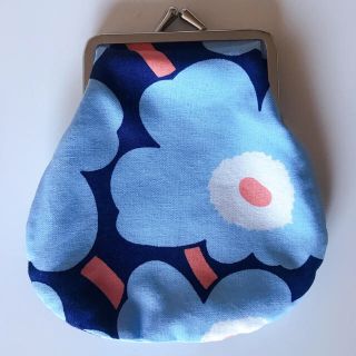 マリメッコ(marimekko)のマリメッコ　がま口ポーチ　完売品　(ポーチ)