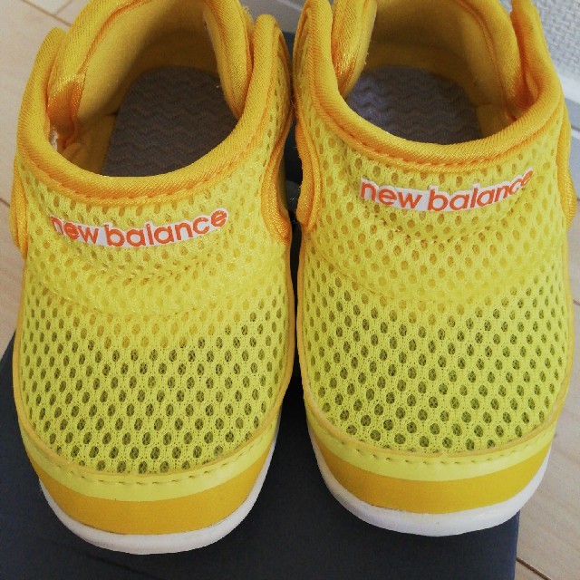 New Balance(ニューバランス)のニューバランス　ベビー靴 キッズ/ベビー/マタニティのベビー靴/シューズ(~14cm)(スニーカー)の商品写真