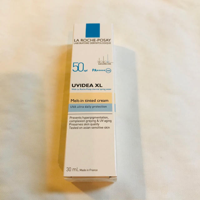 LA ROCHE-POSAY(ラロッシュポゼ)のラ ロッシュ ポゼ UVイデア XL ティント  30ml コスメ/美容のベースメイク/化粧品(化粧下地)の商品写真