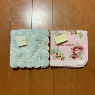 ローラアシュレイ(LAURA ASHLEY)の新品☆ ローラアシュレイのスズラン&バラのタオルハンカチ2枚組(ハンカチ)