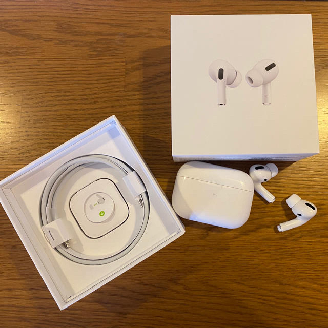 【再値下げ！】AirPods pro 正規品　ほぼ未使用オーディオ機器