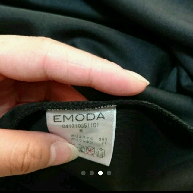 EMODA(エモダ)の最終値下げ！EMODA ワンピース レディースのワンピース(ひざ丈ワンピース)の商品写真