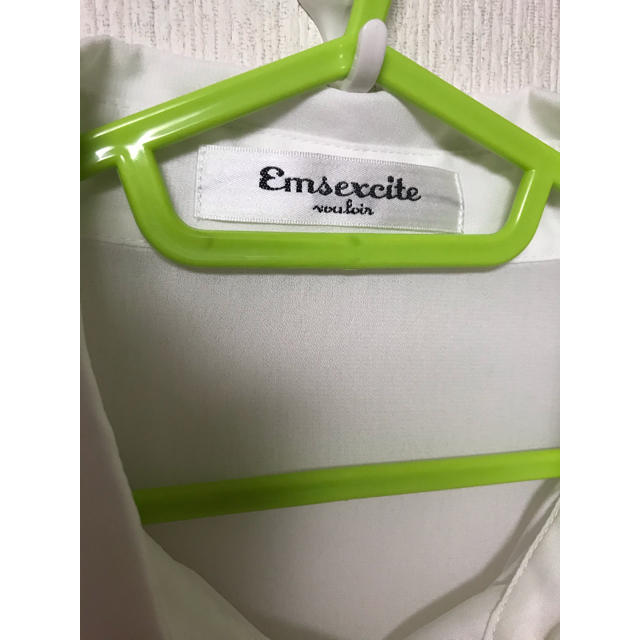 EMSEXCITE(エムズエキサイト)のロングシャツ レディースのトップス(シャツ/ブラウス(半袖/袖なし))の商品写真
