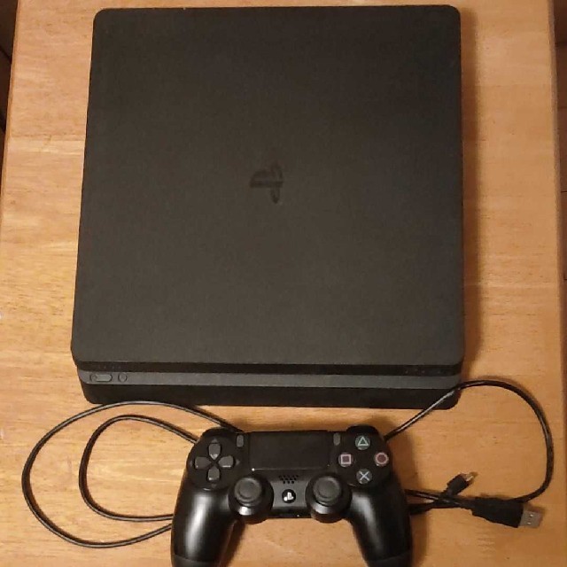 PlayStation 4 500GB 本体