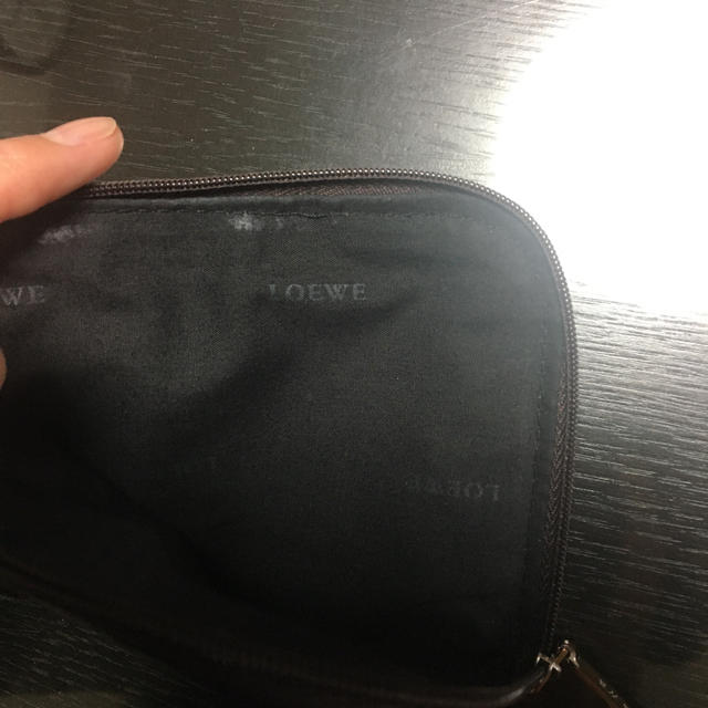 LOEWE(ロエベ)のLOEWE ロエベ　ポーチ レディースのファッション小物(ポーチ)の商品写真