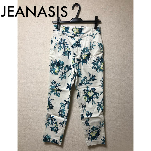 JEANASIS(ジーナシス)のJEANASIS ジーナシス 花柄 ボタニカル カジュアル アンクル  パンツ レディースのパンツ(カジュアルパンツ)の商品写真