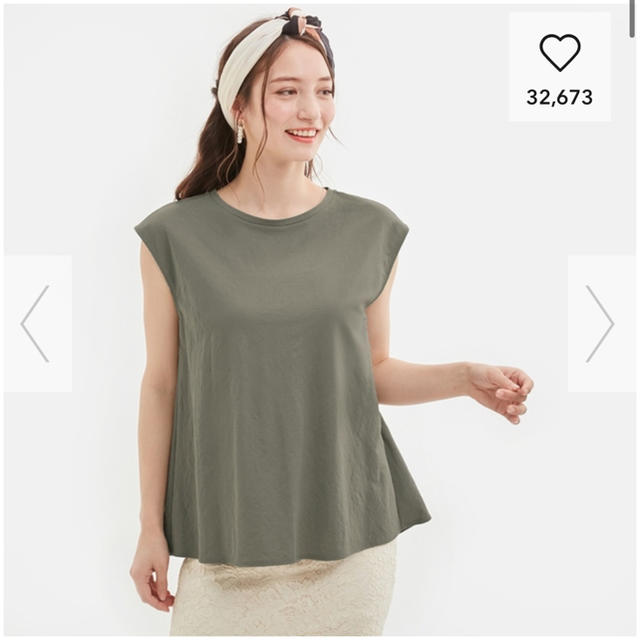 GU(ジーユー)のGU AラインT GREEN Sサイズ レディースのトップス(Tシャツ(半袖/袖なし))の商品写真