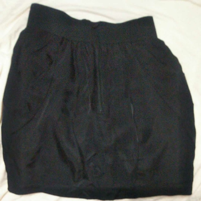 GRACE CONTINENTAL(グレースコンチネンタル)のグレースコンチネンタル　スカート レディースのスカート(ミニスカート)の商品写真