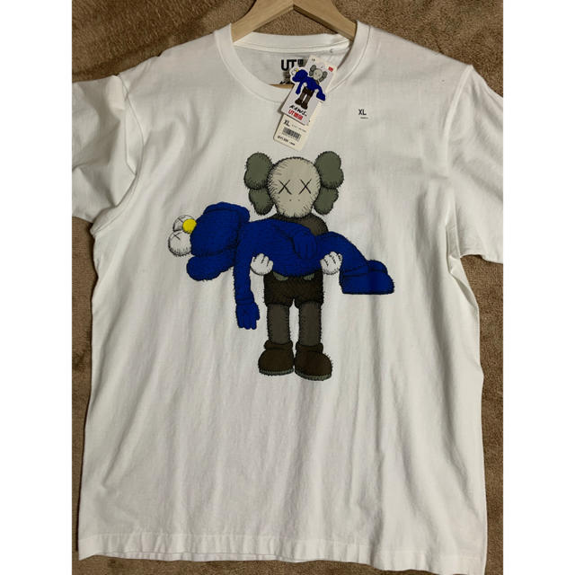 UNIQLO(ユニクロ)のkaws UT メンズのトップス(Tシャツ/カットソー(半袖/袖なし))の商品写真