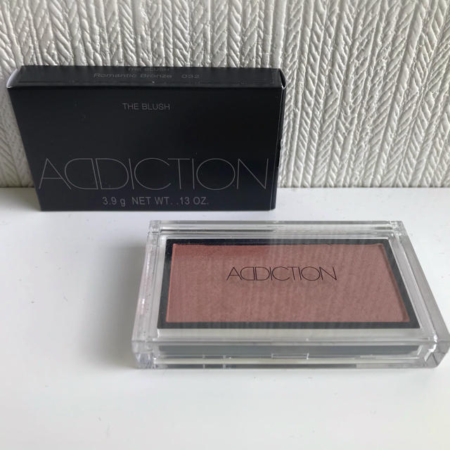 ADDICTION(アディクション)のaddiction チーク ブラッシュ Romantic Bronze 限定 コスメ/美容のベースメイク/化粧品(チーク)の商品写真