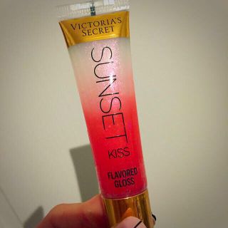 ヴィクトリアズシークレット(Victoria's Secret)のヴィクシー♡リップグロス♡未使用(リップグロス)