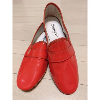 レペット(repetto)の【新品】Repetto ローファー　赤ピンク(ローファー/革靴)