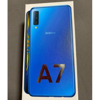 エヌティティドコモ(NTTdocomo)のギャラクシー GALAXY A7 ブルー　新品　SIMフリー(スマートフォン本体)