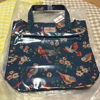 キャスキッドソン(Cath Kidston)のキャスキッドソンCath kidson 鳥柄　マチ付きトートバッグ画像は見本です(トートバッグ)