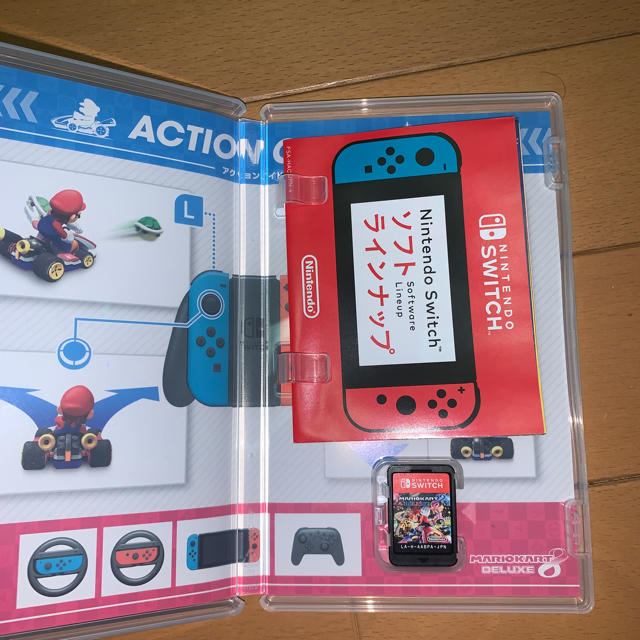 任天堂(ニンテンドウ)のマリオカート8 デラックス Switch エンタメ/ホビーのゲームソフト/ゲーム機本体(家庭用ゲームソフト)の商品写真