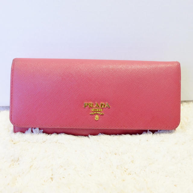 PRADA 長財布